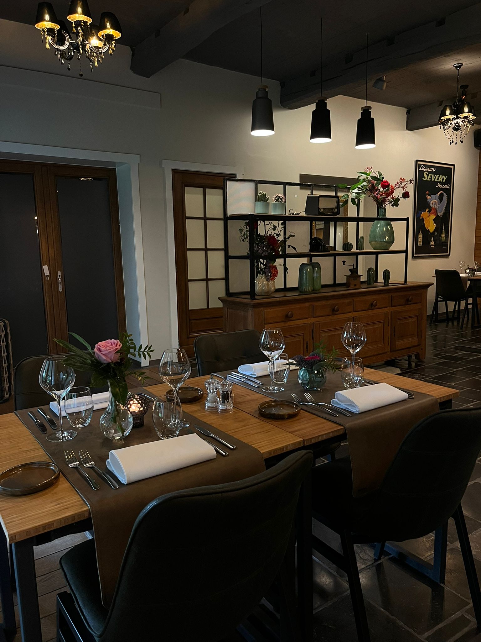 0E758136 2841 47Bb B47a 70Ac03415d17