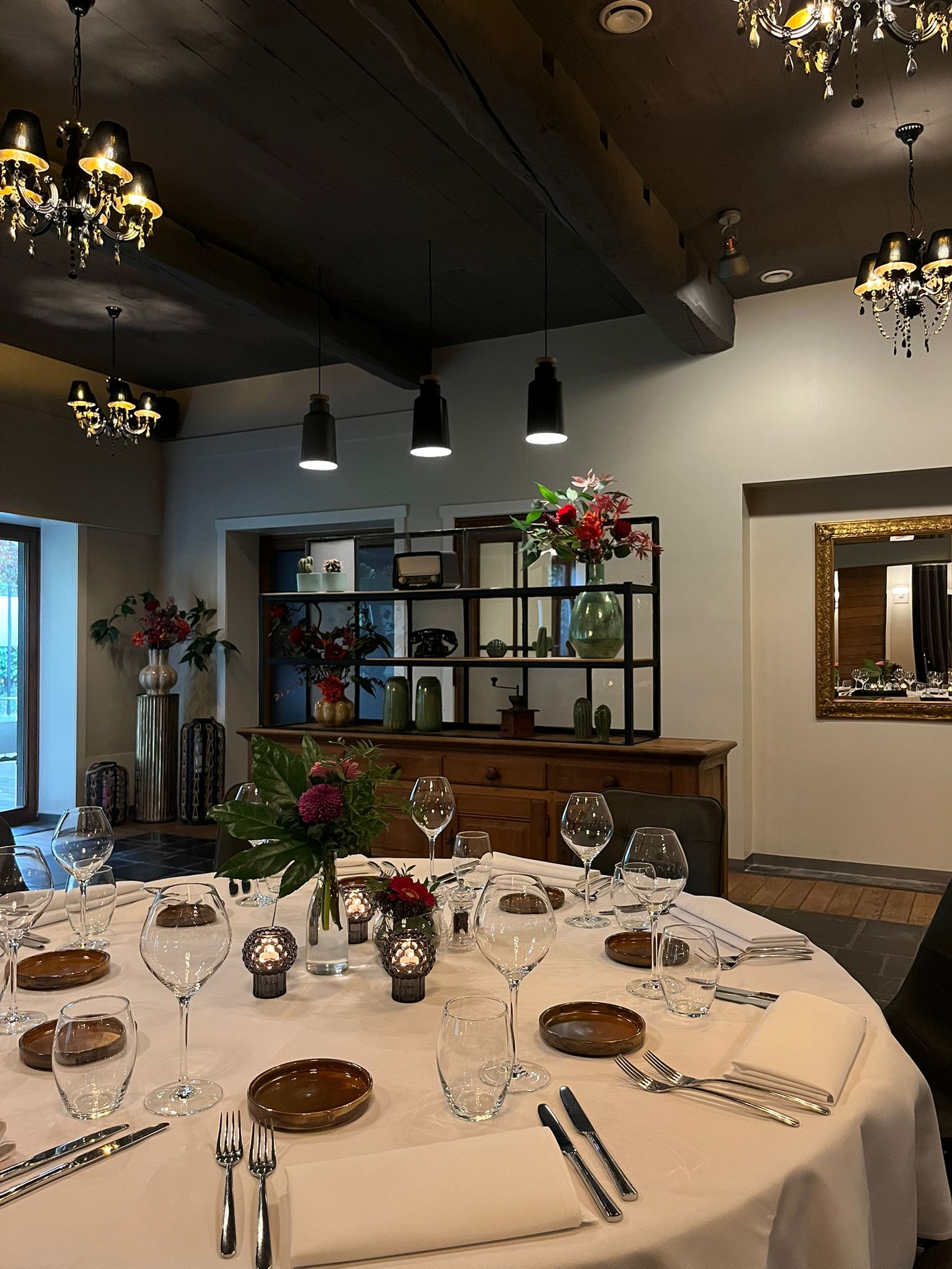 2E886217 0698 4Ec5 856A 25B6f2ef805d