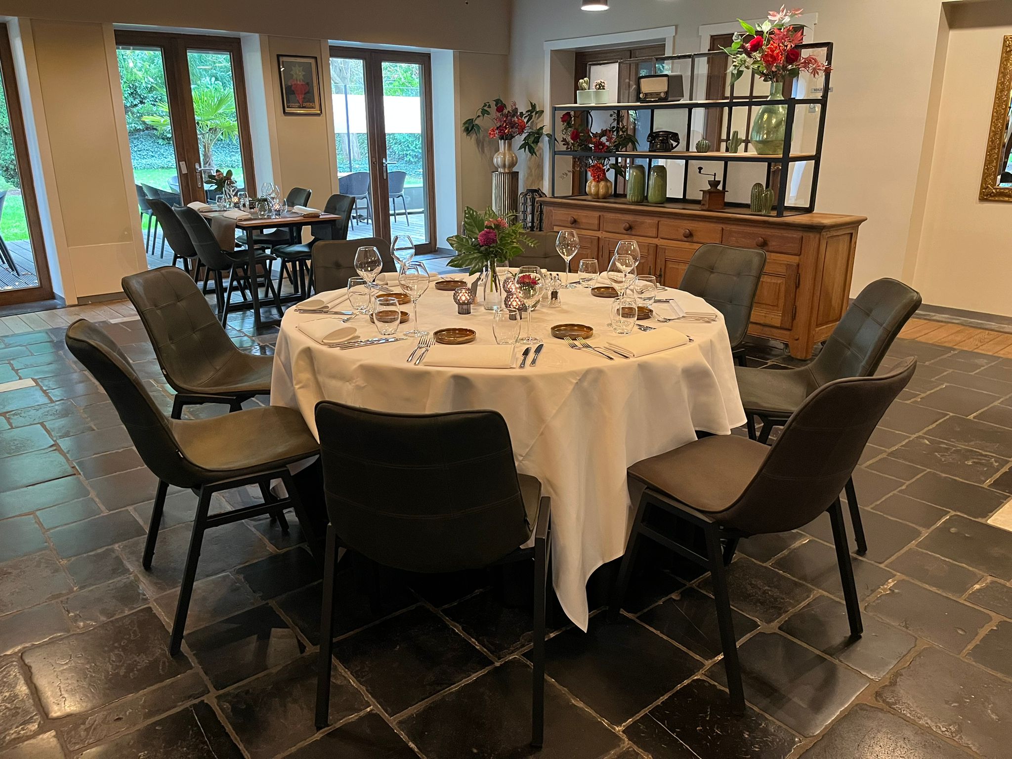 D17828b6 B33e 498D 9399 0D00f5ef2dbe